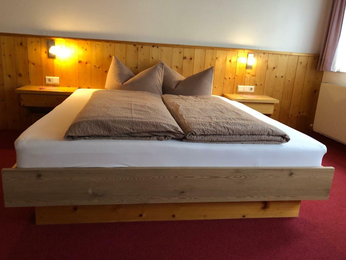 Garni Apart Wallamotta Silvretta Card Premium Betrieb Galtür Extérieur photo